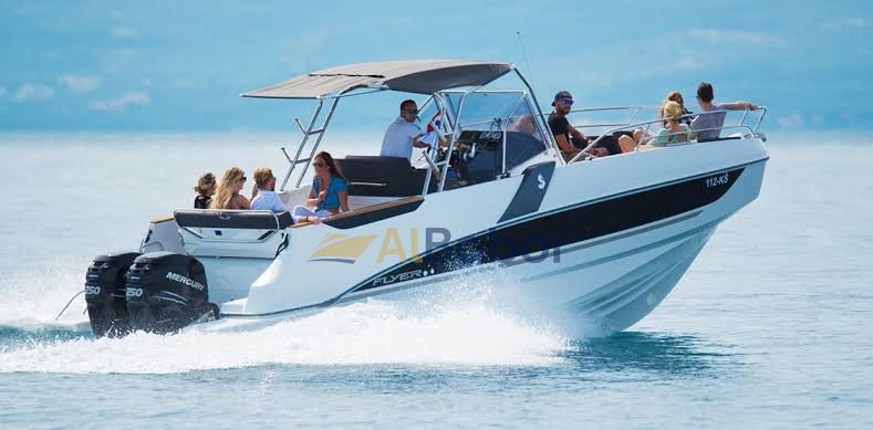 BENETEAU FLYER 8,8 SPACE DECK